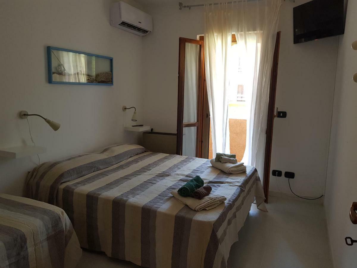 Casa Vacanze Valentina Porto Conte Extérieur photo