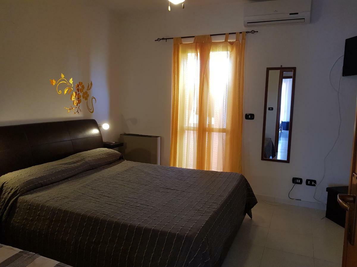 Casa Vacanze Valentina Porto Conte Extérieur photo